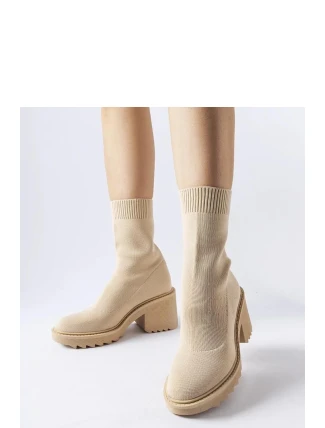 Topánky na podpätku model 206510 Solea