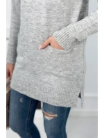 Sveter so stojačikom sivý