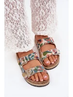 Wzorzyste Klapki Damskie Na Korkowej Platformie Z Klamrami Lee Cooper LCW-25-35-3480L Multikolor