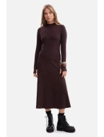 B299 Rebrované midi šaty s asymetrickým pásom - tmavá čokoláda
