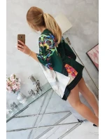 Netopierie šaty s viazaním v páse zelenej