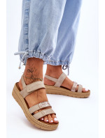 Dámske kožené sandále so suchým zipsom béžovej farby Fresh Look