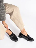 Krásne čierne dámske mokasíny na podpätku Krásne čierne dámske mokasíny na podpätku