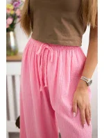 Mušelínové nohavice so širokými nohavicami svetloružovej farby