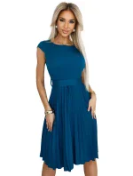 311-17 LILA Klasické plisované šaty s krátkymi rukávmi a opaskom - farba MARINE