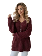 661-1 Teplý oversize sveter s vlnenou väzbou a výstrihom do V - bordový