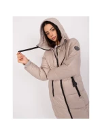 Dámska zimná bunda béžová prešívaná SUBLEVEL s dĺžkou po kolená (D50048X44518B3)