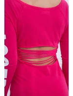 Roztrhané fuchsiové šaty Roztrhané fuchsiové šaty