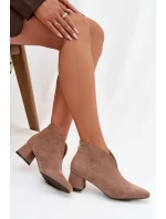 Dámské kotníkové boty na klínku s prošitím béžové Darlisse