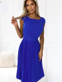 311-16 LILA Plisované šaty s krátkymi rukávmi a opaskom - CHABROW