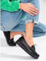 Jedinečné čierne dámske mokasíny bez podpätku Jedinečné čierne dámske mokasíny bez podpätku