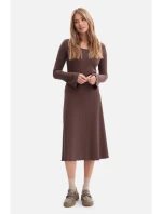 B308 Rebrované midi šaty - hnedé