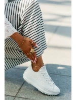 Trampki Damskie Z Haftem Na Platformie Lee Cooper LCW-25-31-3465L Białe