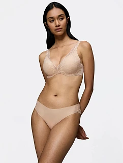 BODY MAKE-UP ILLUSION LACE - Vyztužená podprsenka s pohodlným drôtom pre lepší dekolt Triumph