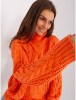 Oranžový oversize sveter s káblami