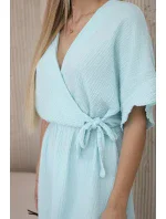 Mušelínové šaty s mätovým pásom