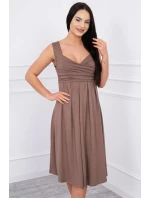 Šaty so širokými ramienkami cappuccino