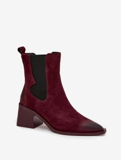 Dámske semišové kožené členkové topánky na podpätku - bordové Artiker, zateplené