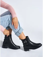 Dámske značkové čierne členkové topánky s plochým podpätkom Dámske značkové čierne členkové topánky s plochým podpätkom