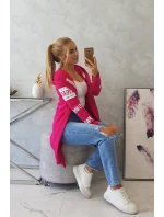 Fuchsiový plášť s nápismi Fuchsiový plášť s nápismi
