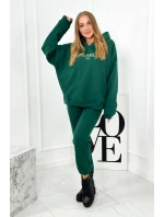 Izolovaná bavlnená súprava, mikina s vyšívacími + nohavicami zelený Izolovaná bavlnená súprava, mikina s vyšívacími + nohavicami zelený