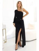 658-1 Trblietavé maxi šaty na jedno rameno s asymetrickými rukávmi a rozparkom - čierne