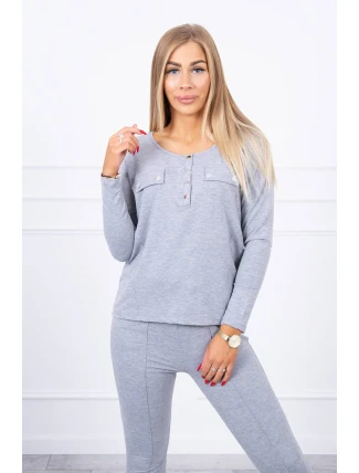Súprava s gombíkovým výstrihom šedej farby