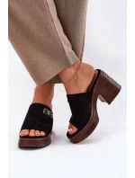 Žabky na podpätku model 213037 Krok vo veľkom štýle