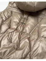 Dámska krátka bunda bez rukávov s odnímateľnou kapucňou Goodlookin béžová (B8258-12)