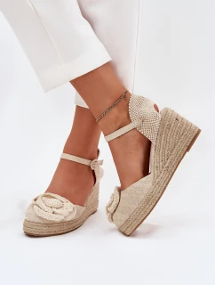 Damskie Sandały Na Koturnie Z Plecionką I Szydełkowym Kwiatem Beżowe Ismilea