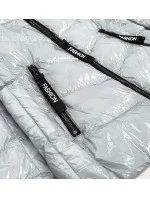 Lesklá strieborná dámska bunda s kapucňou (B9569)