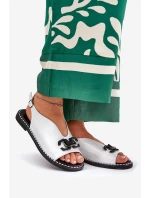 Sandały Na Płaskim Obcasie Z Ozdobą Eko Skóra Srebrne Tillireta