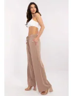 Tepláky model 210621 Relevantnosť