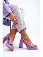 Sandále na podpätku model 179119 Krok vo veľkom štýle