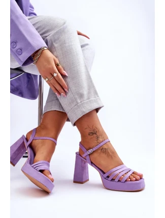 Sandále na podpätku model 179119 Krok vo veľkom štýle