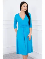 Šaty s výrezom pod prsiami tyrkysové