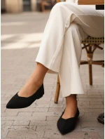 Dámske semišové baleríny so špicatou špičkou čierne FashionStreet ZY1424 Dámske semišové baleríny so špicatou špičkou čierne FashionStreet ZY1424