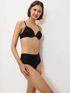 BODY MAKE-UP ESSENTIALS - Hladká tričková podprsenka s vypchávkami a kosticami Triumph
