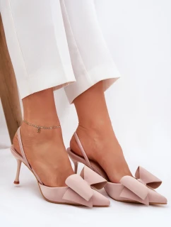 Lodičky s ihlovým podpätkom model 209420 Krok vo veľkom štýle