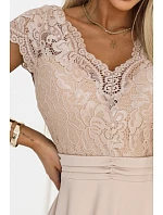 381-7 Éterické šifónové šaty LINDA s čipkovým výstrihom - béžové