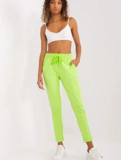 Tepláky model 191222 Relevantnosť