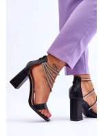 Modne Sandały Z Cyrkoniami Czarne Carma