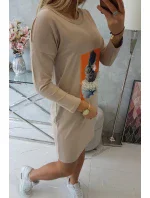 Šaty s 3D grafikou, béžová čipka