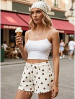 Dámske džínsové šortky na leto s voľnou nohou béžové FashionStreet SY0536 Dámske džínsové šortky na leto s voľnou nohou béžové FashionStreet SY0536
