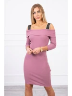 Šaty so širokými ramienkami tmavo ružové