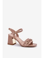 Skórzane Lakierowane Sandały Damskie Na Słupku Beżowe Mevonelle