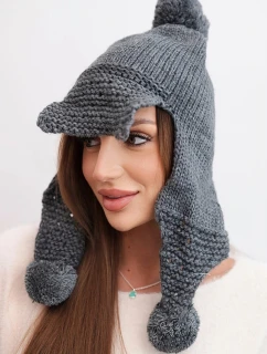 Dámska zimná čiapka s vlnou, kšiltom a bambuľkami K475 graphite