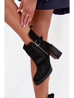 Čižmy z prírodného semišu na podpätku s prackou Vinceza 91152 Čierne