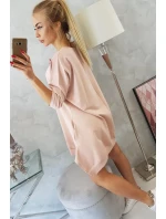 Šaty s potlačou a rozšíreným spodným dielom tmavo púdrovo ružové Šaty s potlačou a rozšíreným spodným dielom tmavo púdrovo ružové