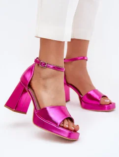 Sandále na podpätku model 215001 Krok v štýle